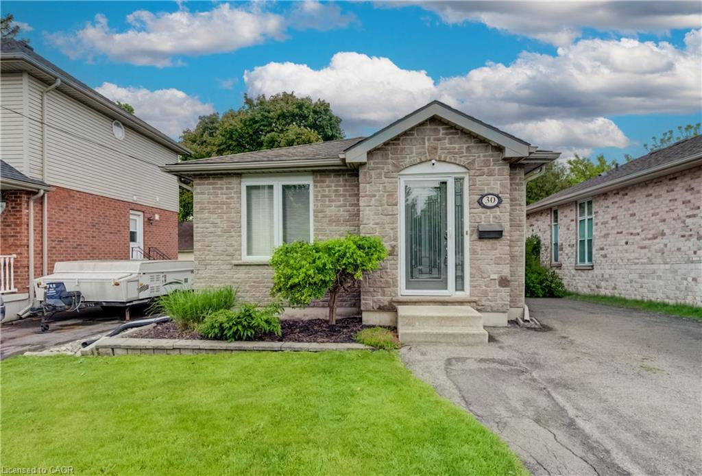 30-teeple-street-woodstock-ontario-40833345