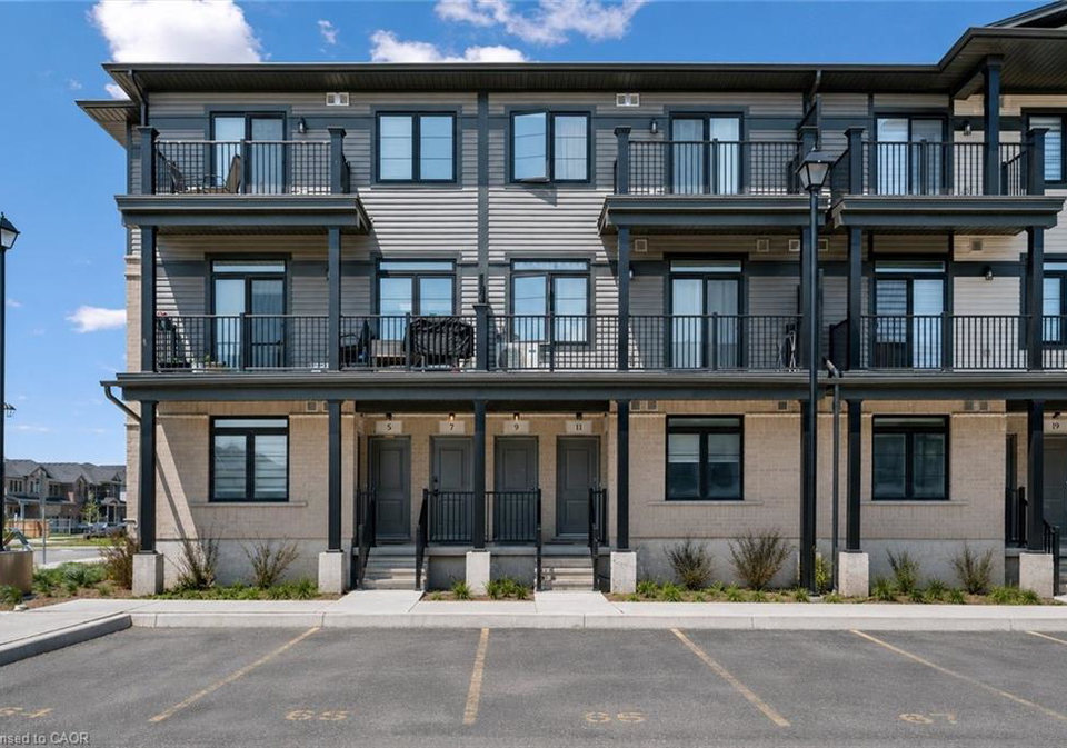 9-lomond-lane-kitchener-ontario-40833352
