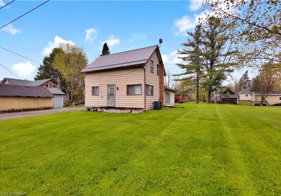 43-ontario-street-paris-ontario-40833361