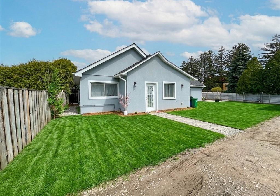 251r-king-street-e-stoney-creek-ontario-40833371