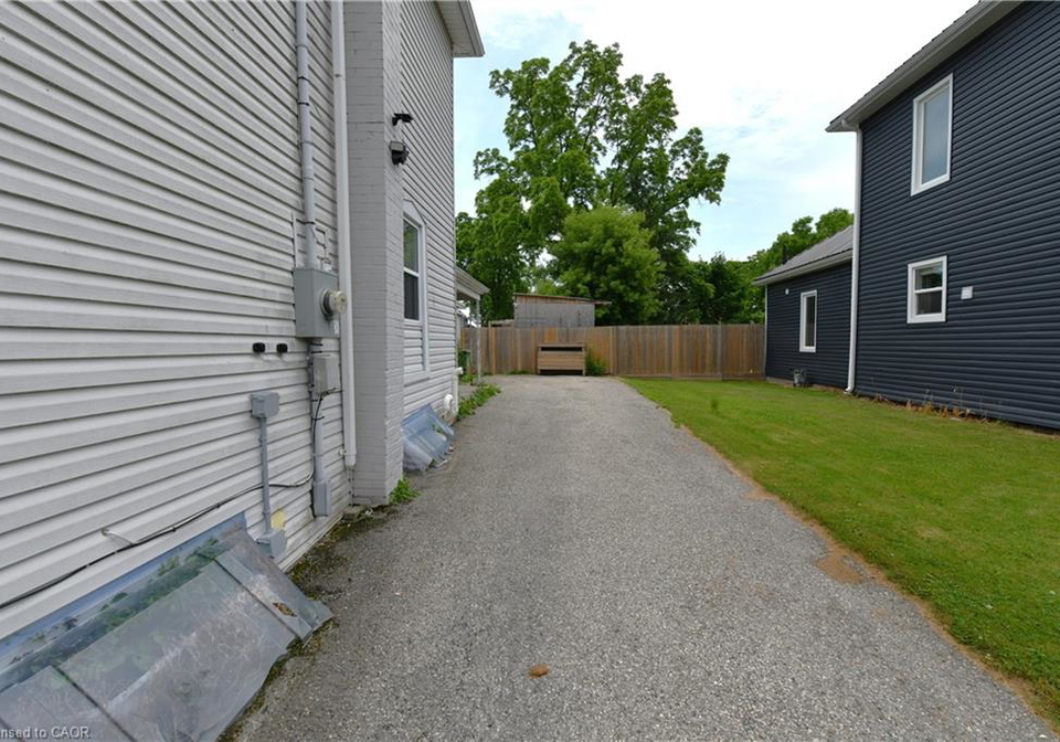 10-meda-street-st-thomas-ontario-40833375