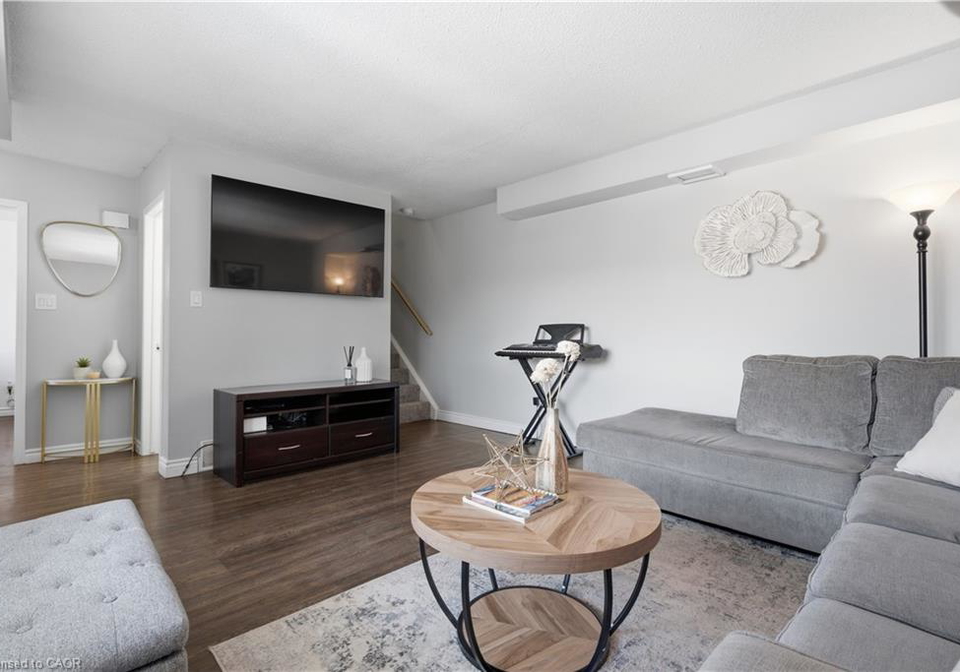 423-westwood-drive-kitchener-ontario-40833416
