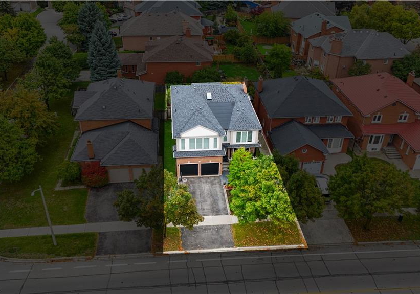 36-devonsleigh-boulevard-richmond-hill-ontario-40833436