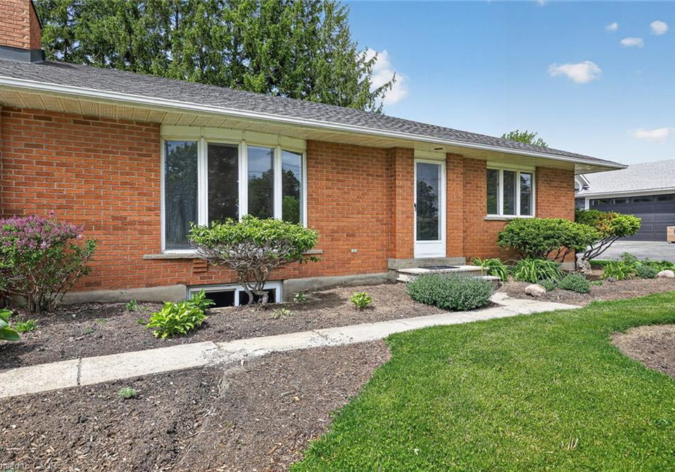 190-snyders-road-w-baden-ontario-40833455