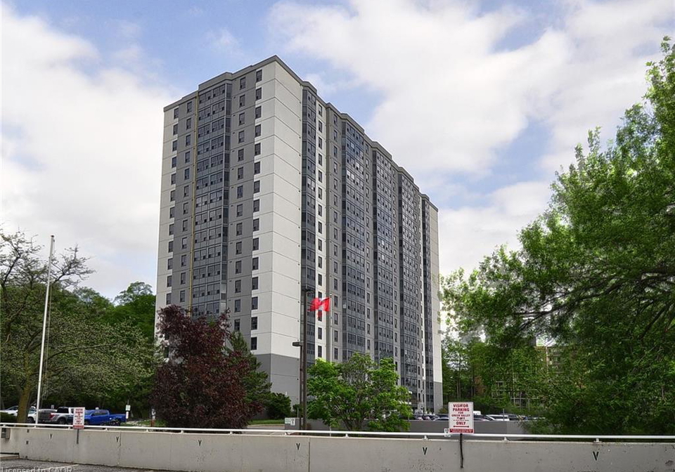55-green-valley-drive-kitchener-ontario-40833467