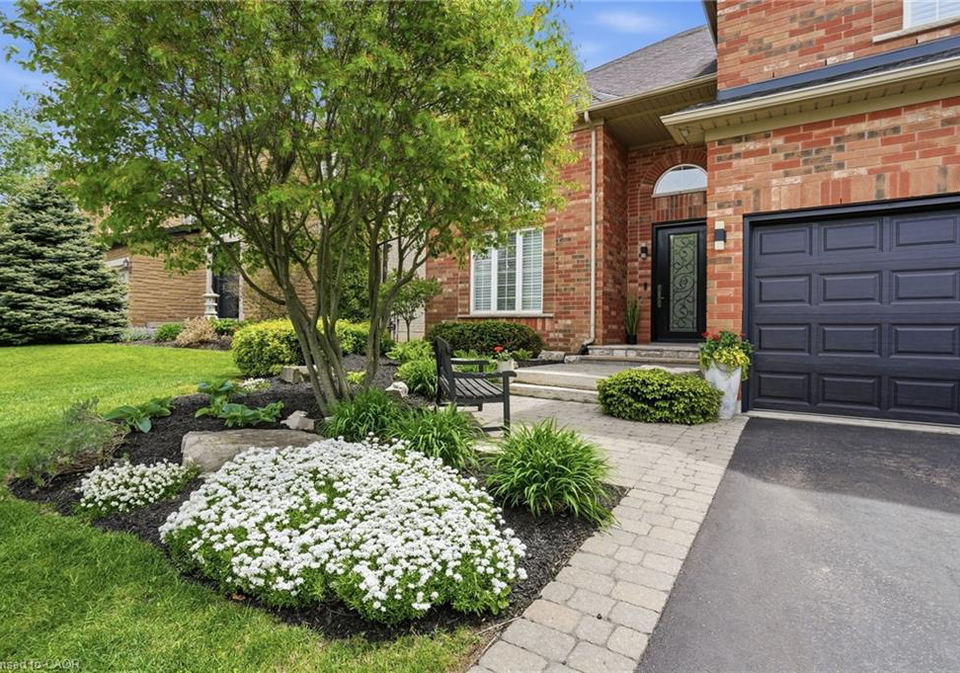 156-valmont-street-ancaster-ontario-40833477