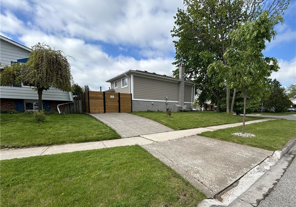 4258-longmoor-avenue-burlington-ontario-40833478
