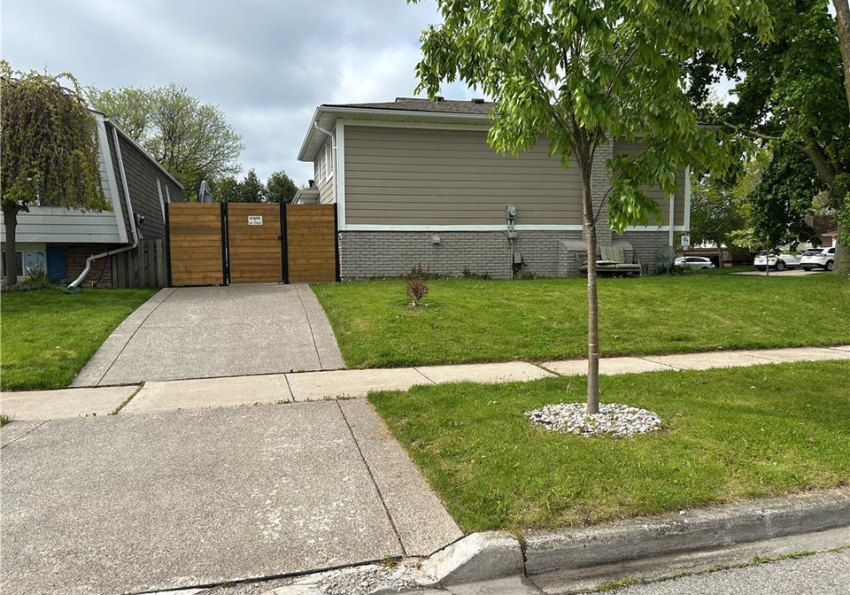 4258-longmoor-avenue-burlington-ontario-40833478