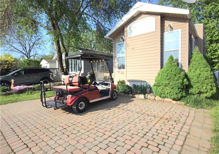 128-otto-lane-freelton-ontario-40833481