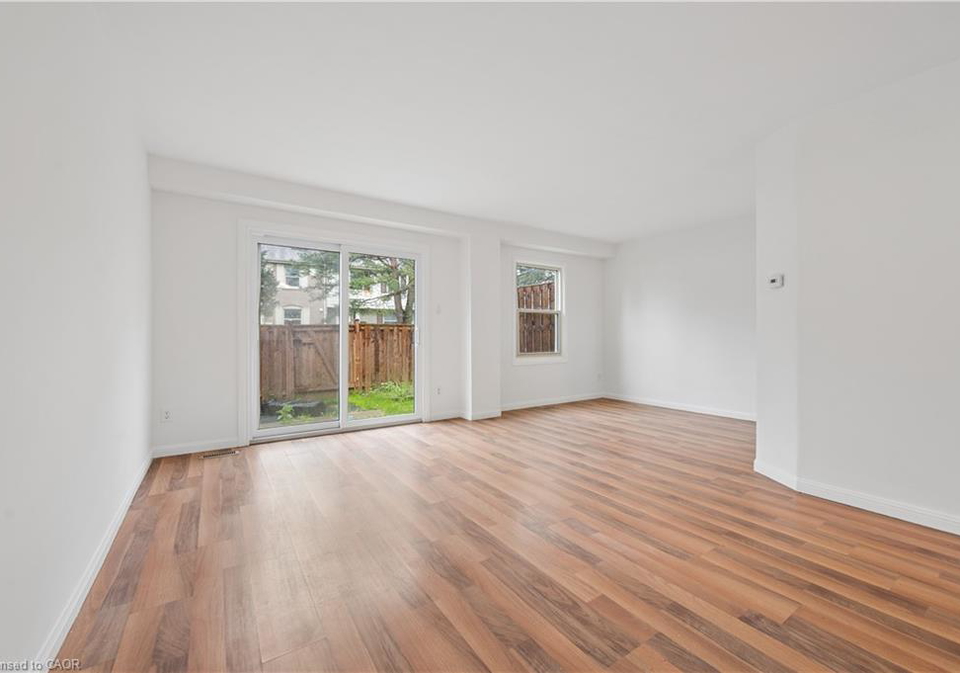 25-queenston-drive-kitchener-ontario-40833486