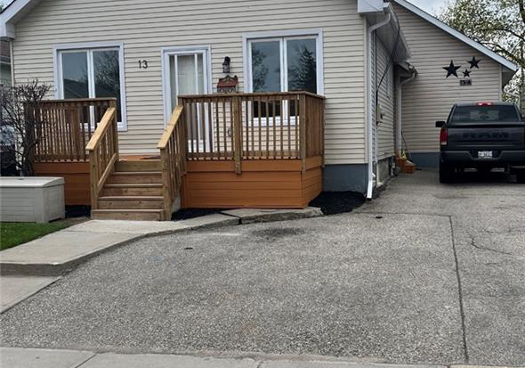 13-stanley-street-cambridge-ontario-40833508