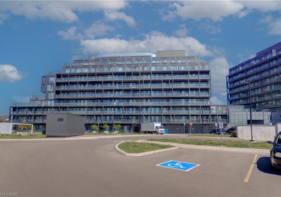 3210-dakota-common-burlington-ontario-40833511