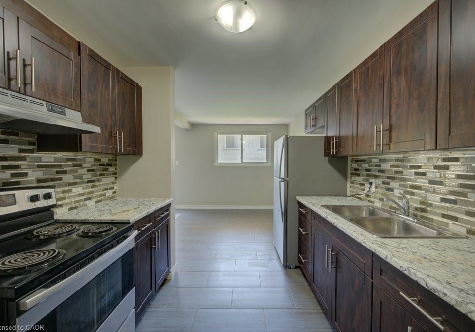 326-erb-street-w-waterloo-ontario-40833525