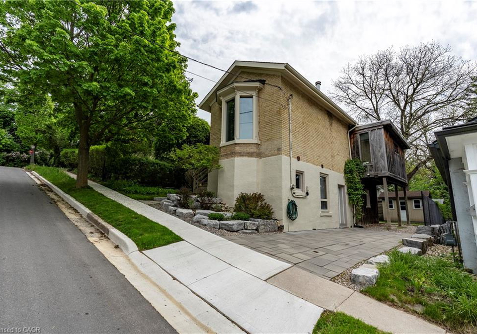 23-pearl-st-street-guelph-ontario-40833534