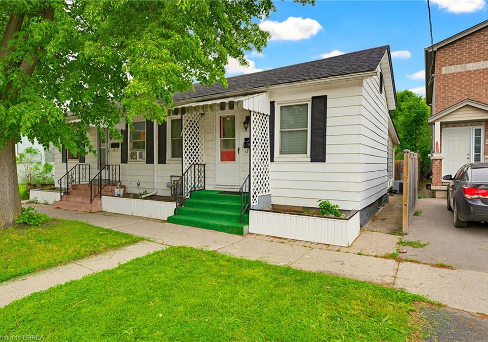 12-marlborough-street-brantford-ontario-40833543