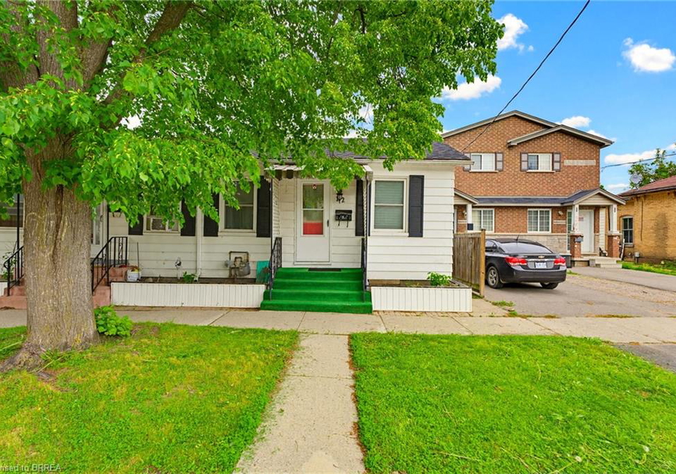 12-marlborough-street-brantford-ontario-40833543