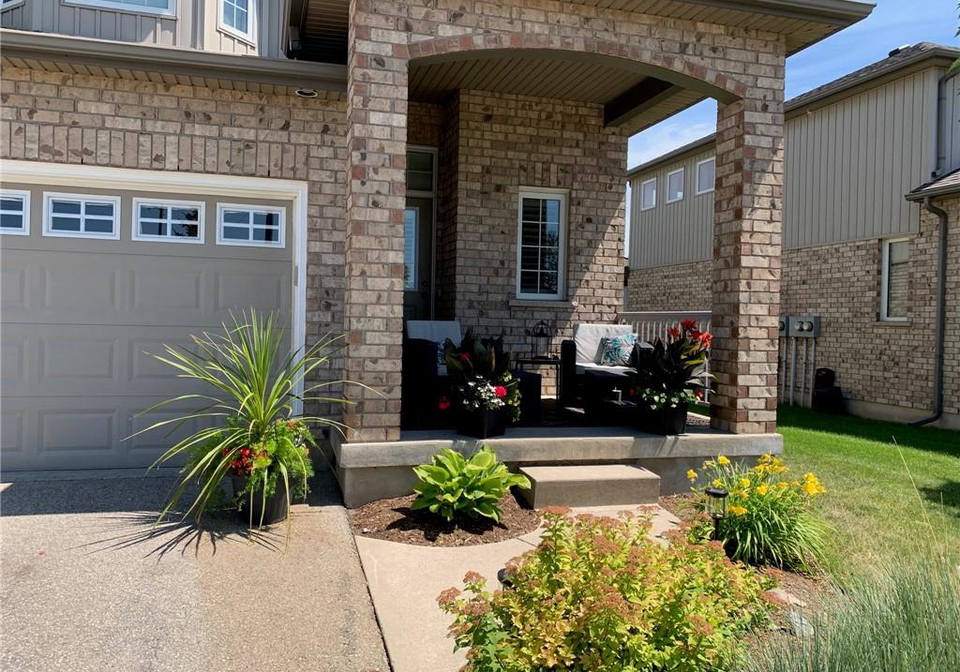31-townsend-drive-breslau-ontario-40833553