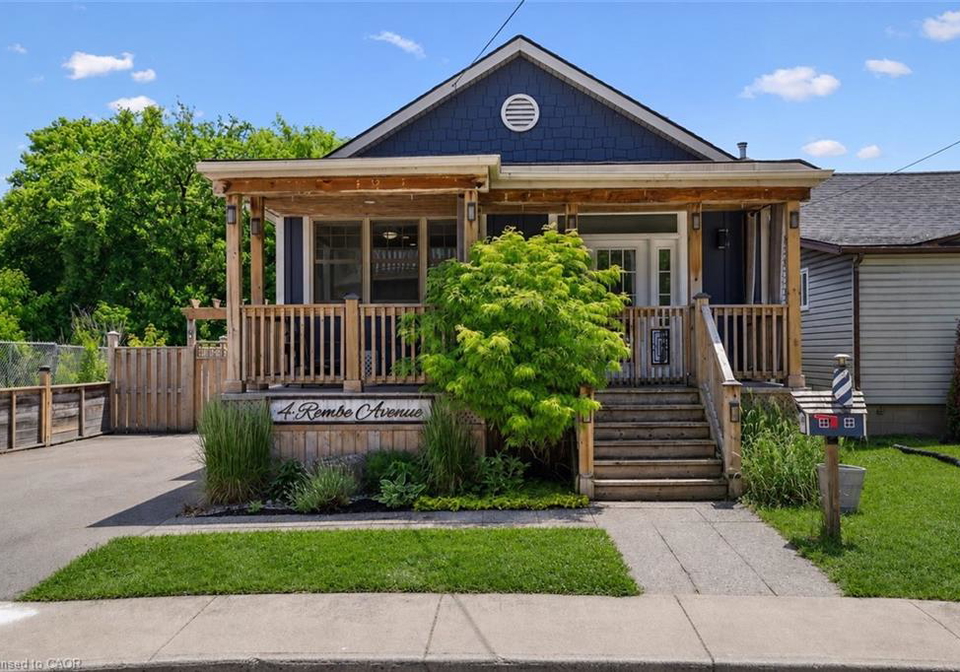 4-rembe-avenue-hamilton-ontario-40833599