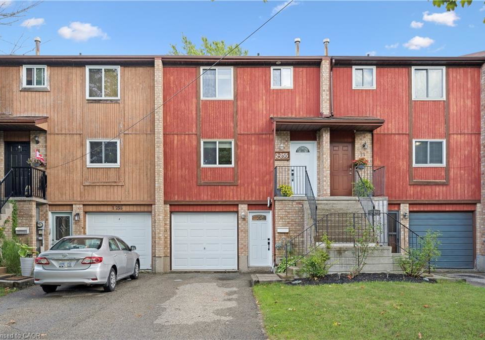 255-camelot-court-waterloo-ontario-40833604