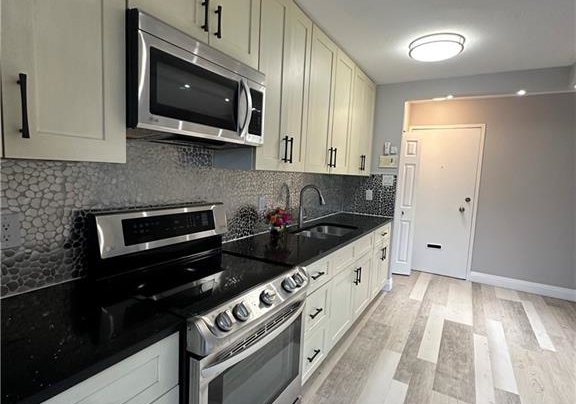 50-hilda-avenue-hamilton-ontario-40833605