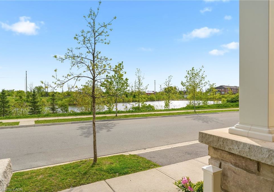 1364-sycamore-garden-milton-ontario-40833608