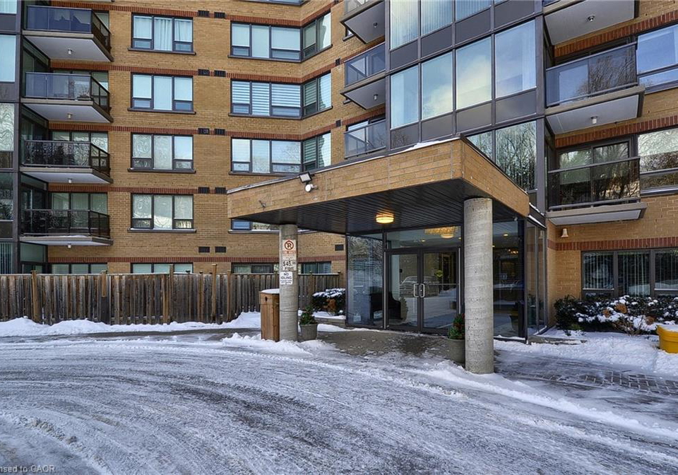237-king-street-w-cambridge-ontario-40833639