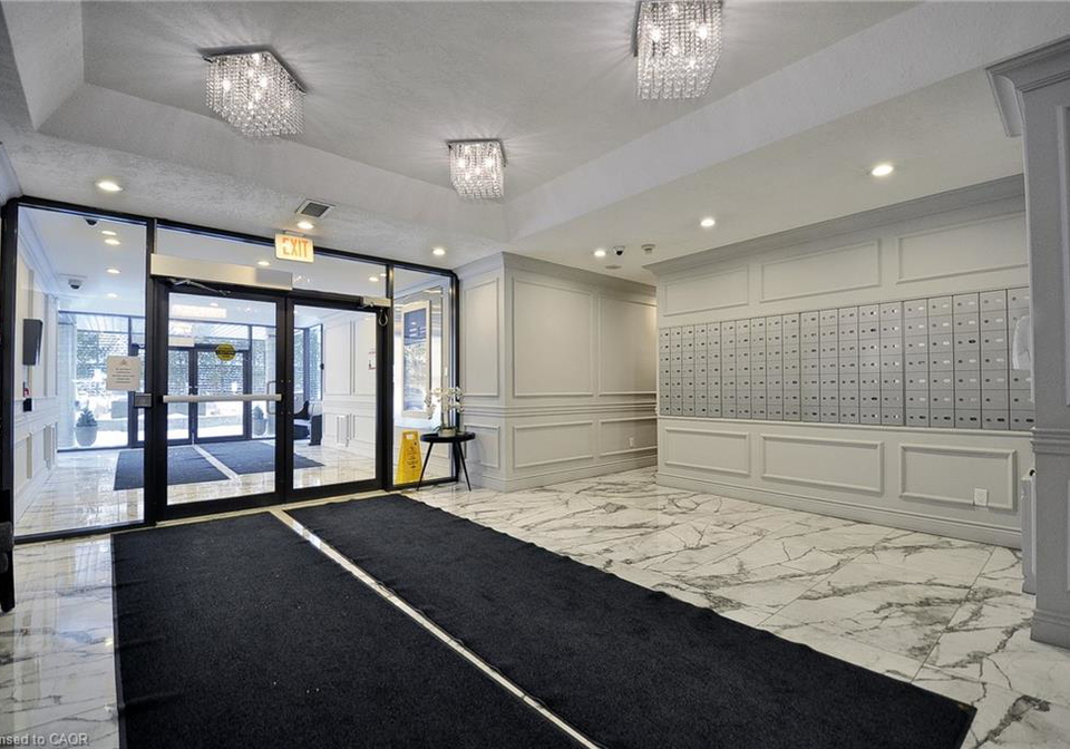 237-king-street-w-cambridge-ontario-40833639