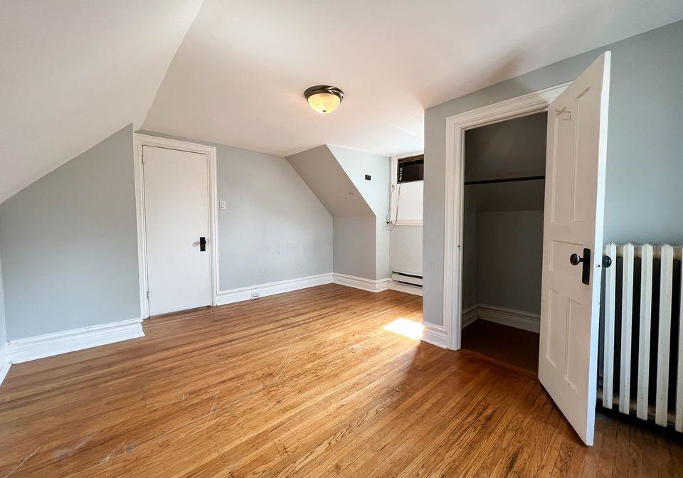 112-west-avenue-n-hamilton-ontario-40833644