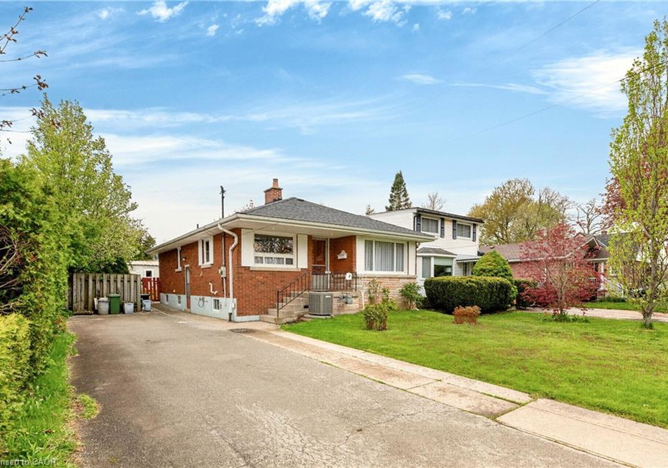 385-mountain-crest-avenue-hamilton-ontario-40833657