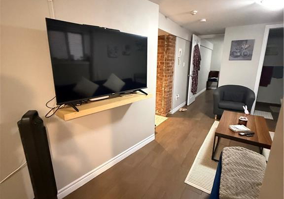 947-main-street-e-hamilton-ontario-40833665