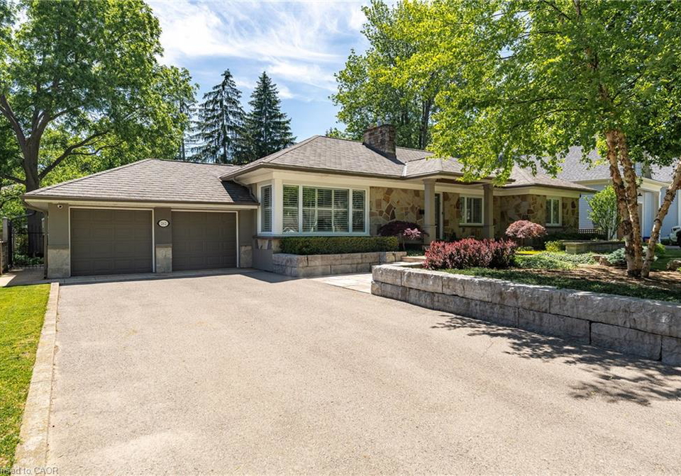 262-oakwood-crescent-oakville-ontario-40833671