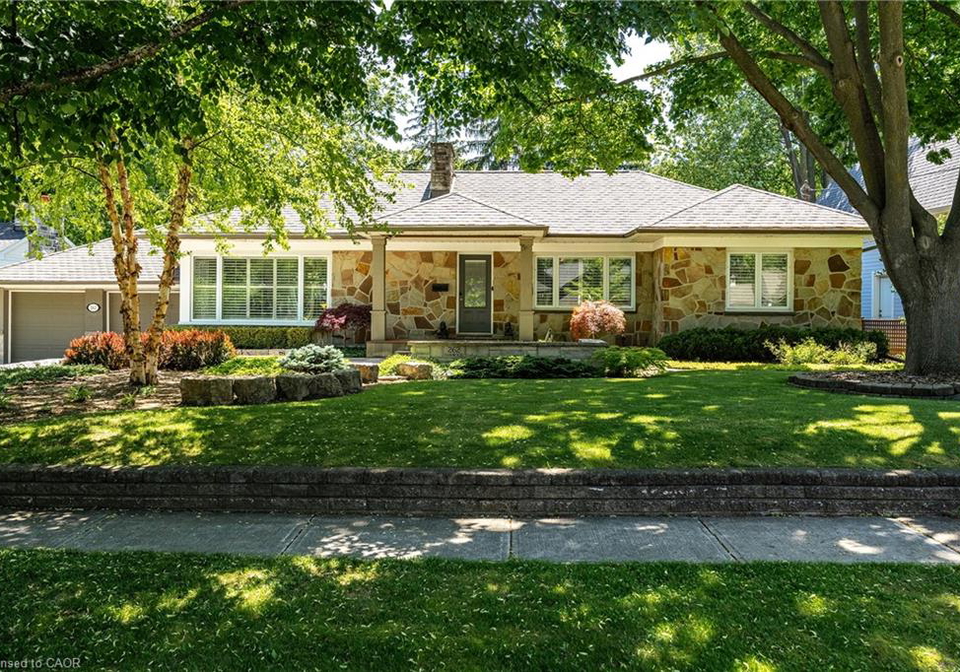 262-oakwood-crescent-oakville-ontario-40833671