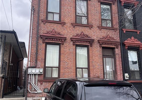 223-park-street-n-hamilton-ontario-40833676