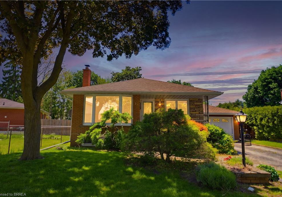 11-marshall-street-brantford-ontario-40833681