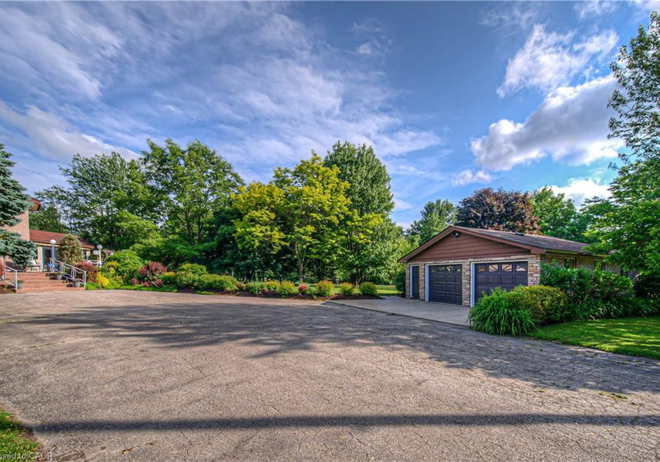 35-robinson-road-cambridge-ontario-40833692