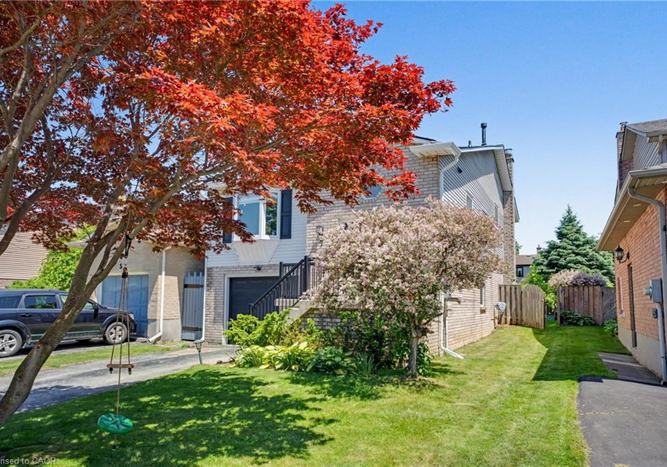 7-rembrandt-drive-grimsby-ontario-40833696