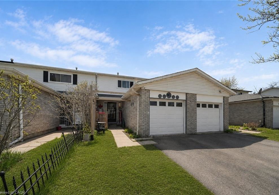 95-quantrell-trail-toronto-ontario-40833699
