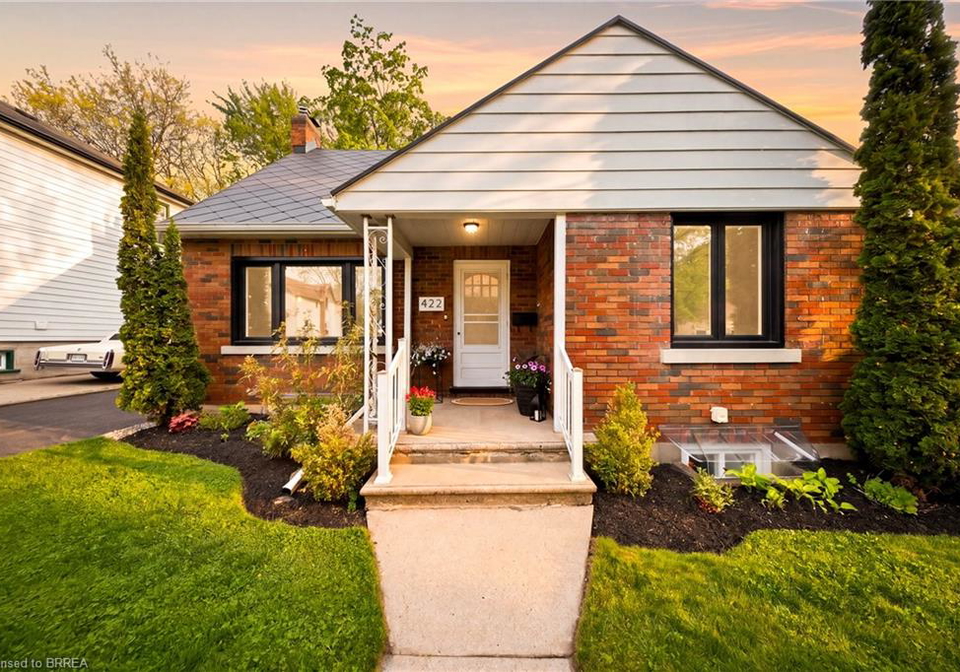 422-duke-street-cambridge-ontario-40833703