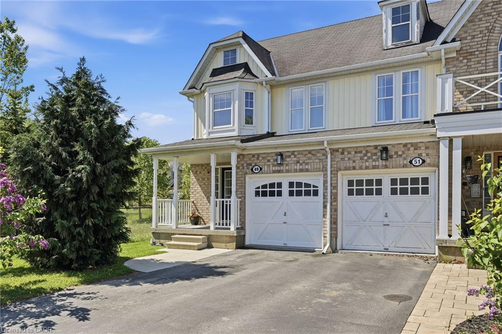 49-blue-sky-trail-waterdown-ontario-40833705