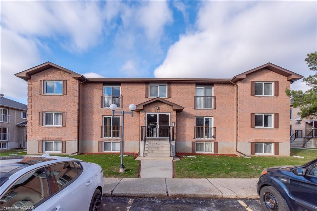 331-northlake-drive-waterloo-ontario-40833722
