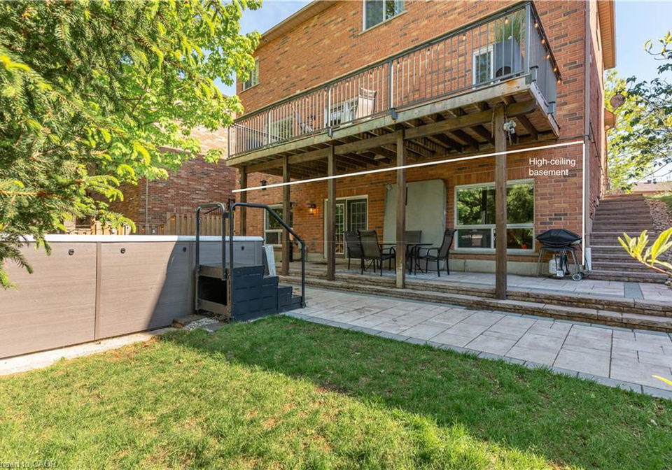 12-buman-court-barrie-ontario-40833769