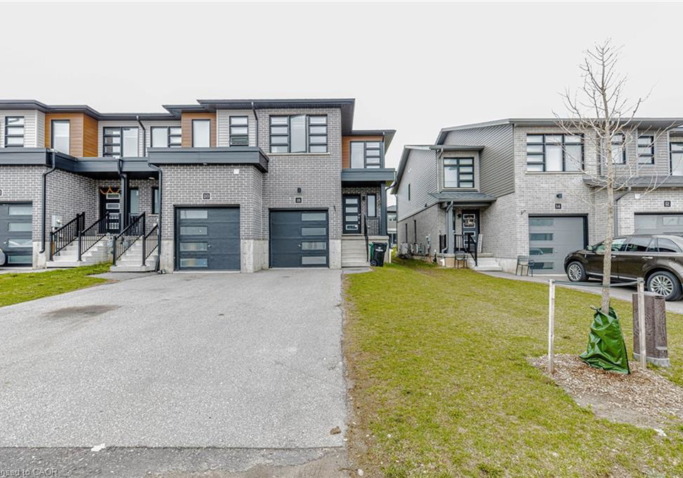 18-wilkinson-avenue-cambridge-ontario-40833770