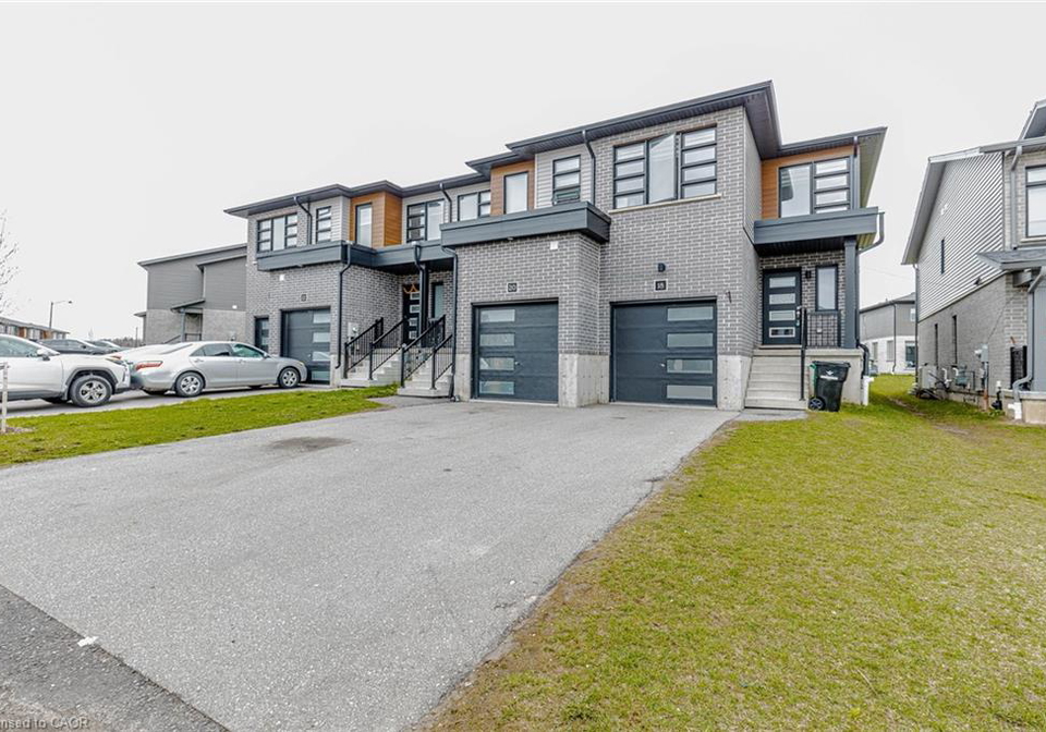 18-wilkinson-avenue-cambridge-ontario-40833770