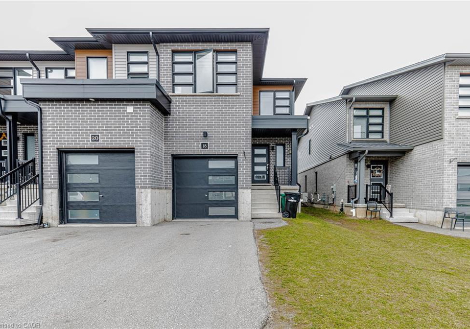 18-wilkinson-avenue-cambridge-ontario-40833770