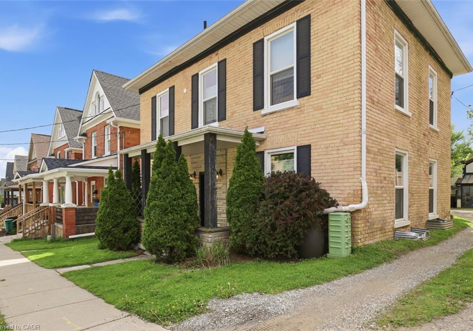 53-eby-street-s-kitchener-ontario-40833776