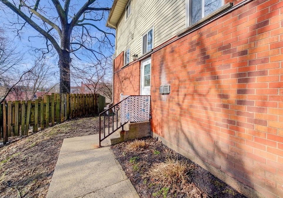 119-cedar-street-s-kitchener-ontario-40833805