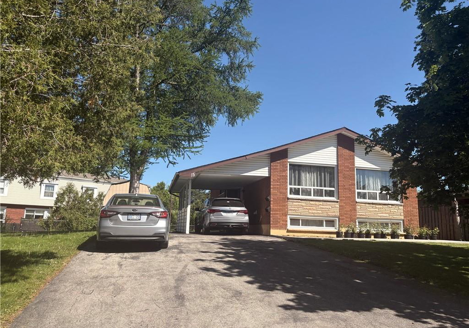 15-champlain-avenue-hamilton-ontario-40833806