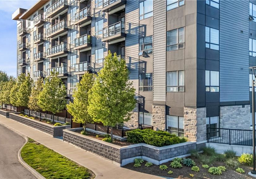 251-northfield-drive-e-waterloo-ontario-40833871