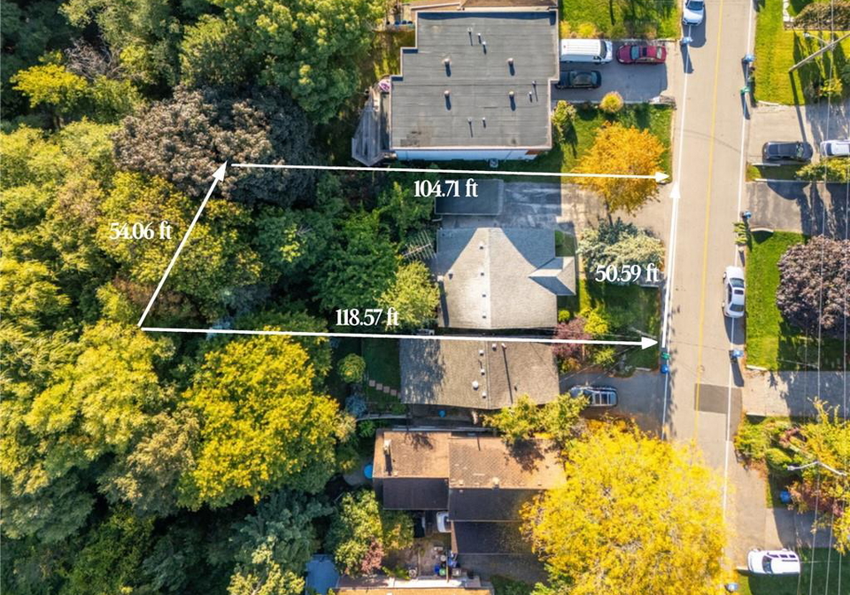 945-beechwood-avenue-mississauga-ontario-40833883