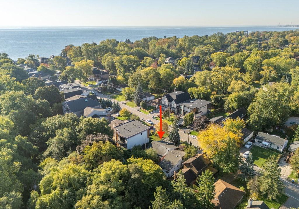 945-beechwood-avenue-mississauga-ontario-40833883